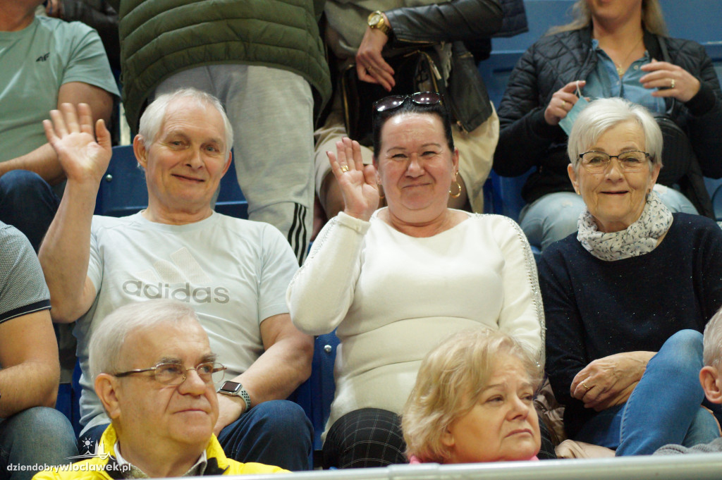 Kibice na meczu Anwil vs King