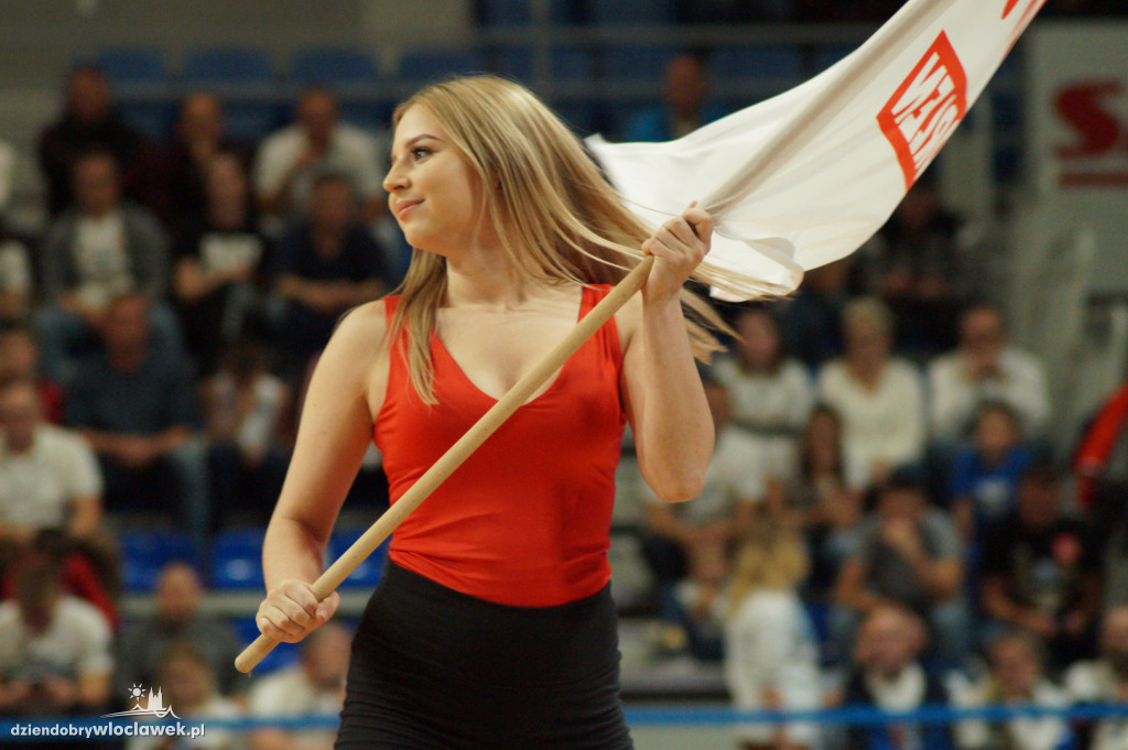 Cheerleaderki na meczu Anwil vs King