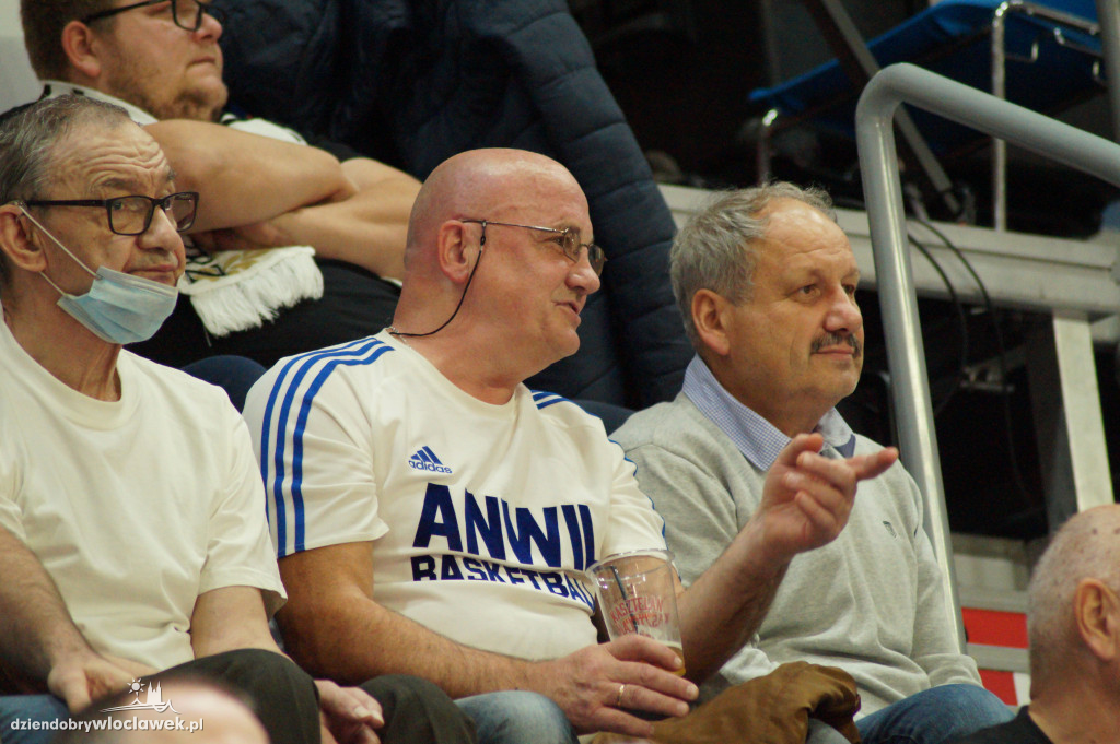 Kibice na meczu Anwil vs King