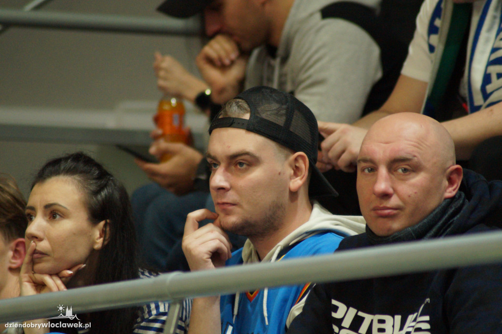 Kibice na meczu Anwil vs King