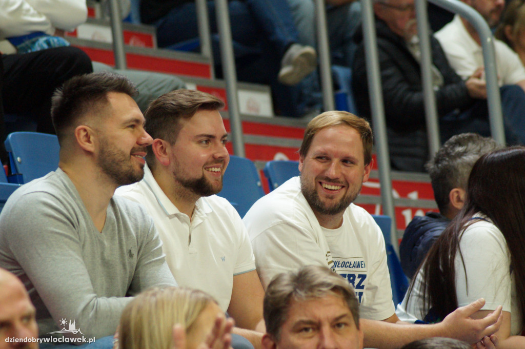 Kibice na meczu Anwil vs King