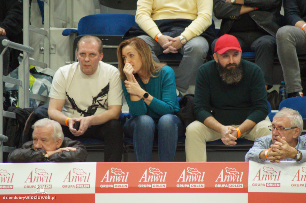 Kibice na meczu Anwil vs King