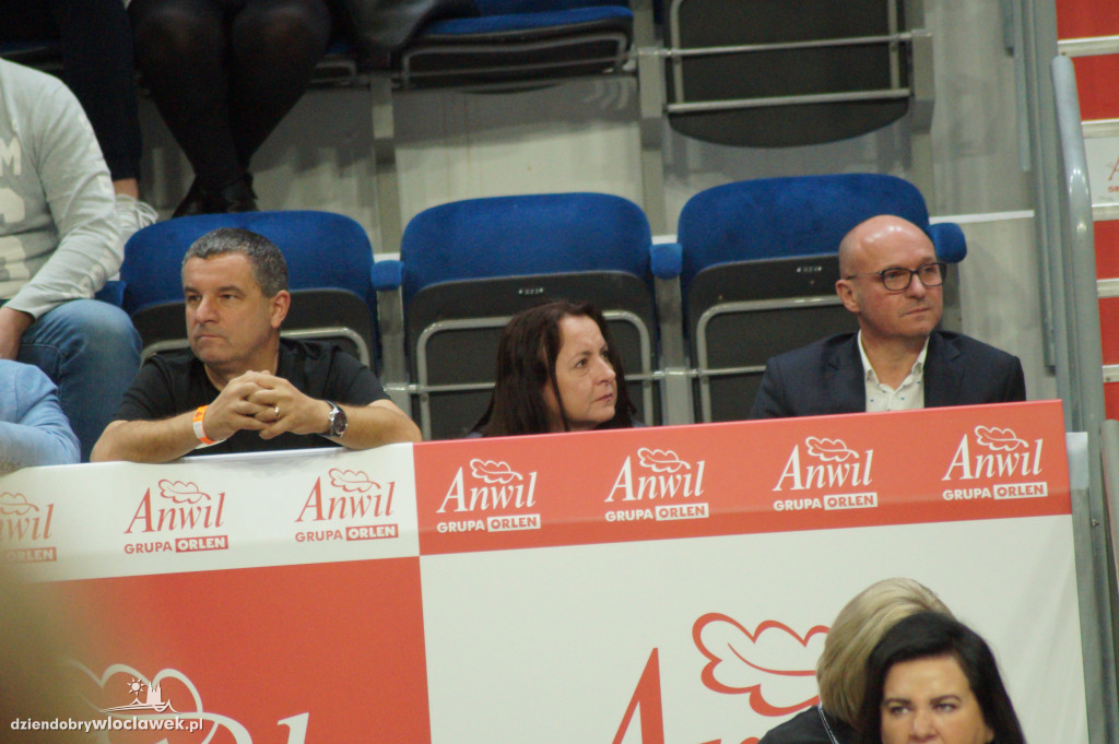Kibice na meczu Anwil vs King