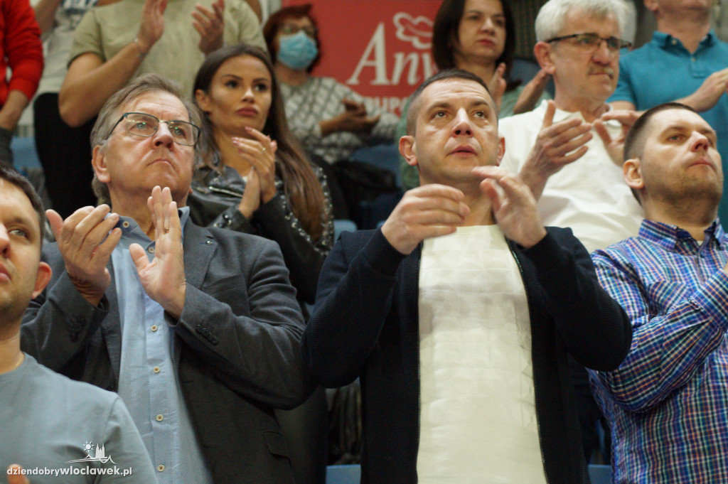 Kibice na meczu Anwil vs King