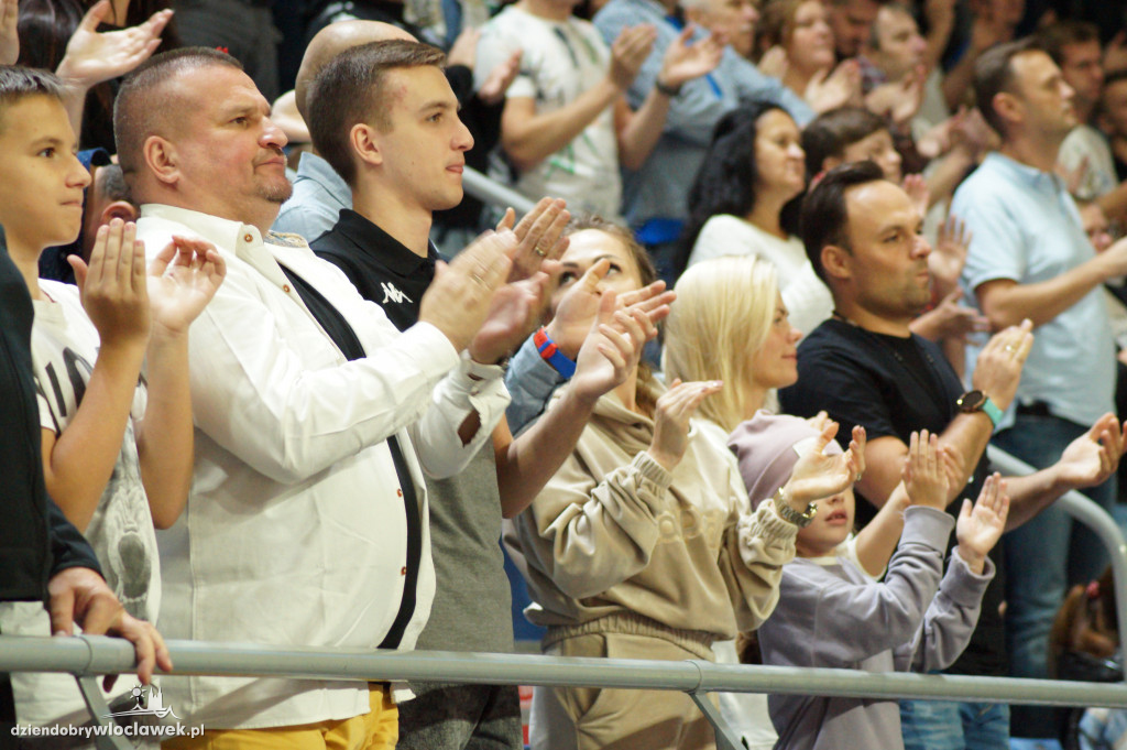 Kibice na meczu Anwil vs King