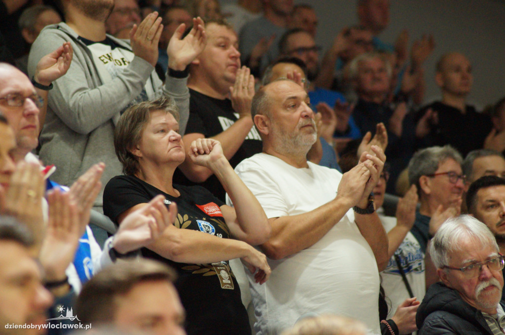 Kibice na meczu Anwil vs King
