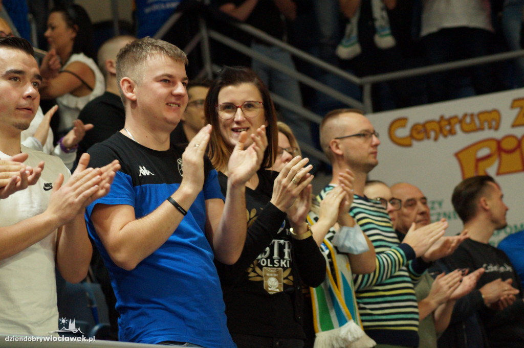 Kibice na meczu Anwil vs King