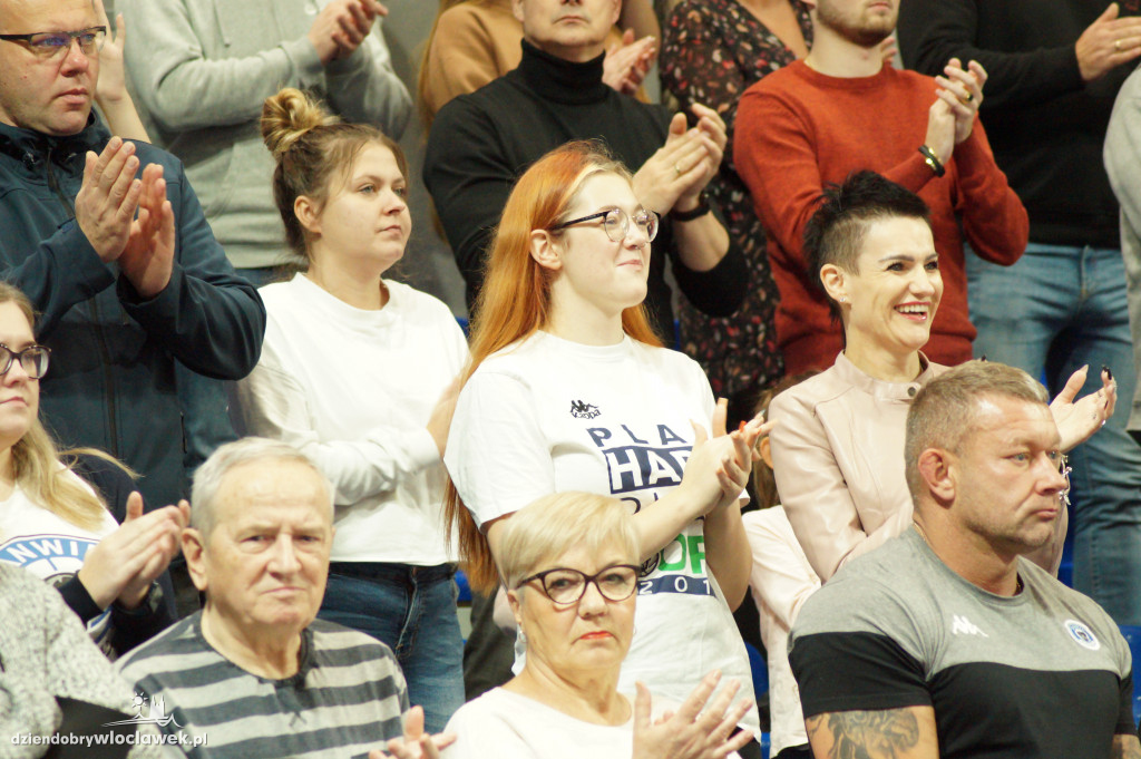 Kibice na meczu Anwil vs King
