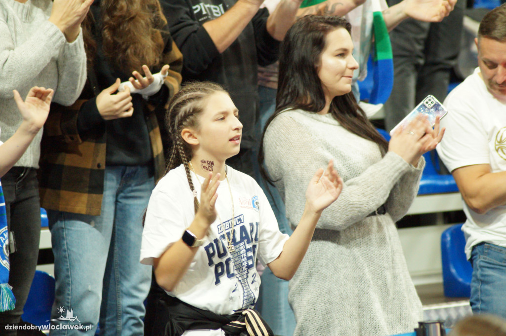 Kibice na meczu Anwil vs King