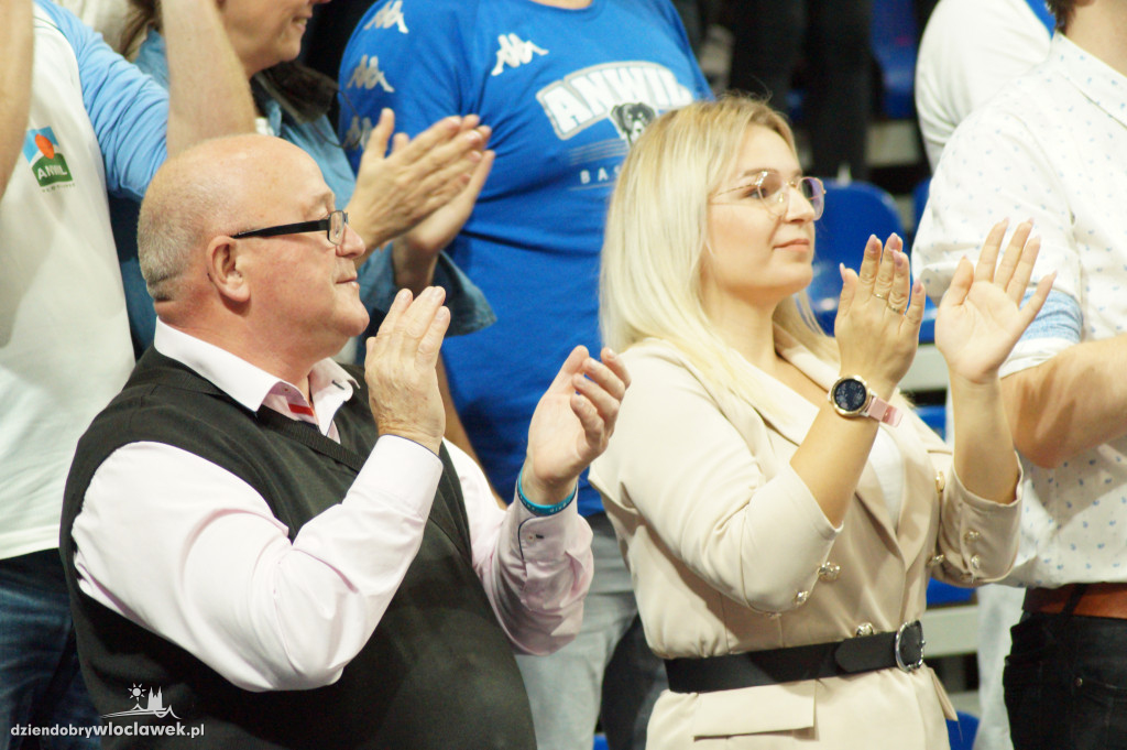 Kibice na meczu Anwil vs King