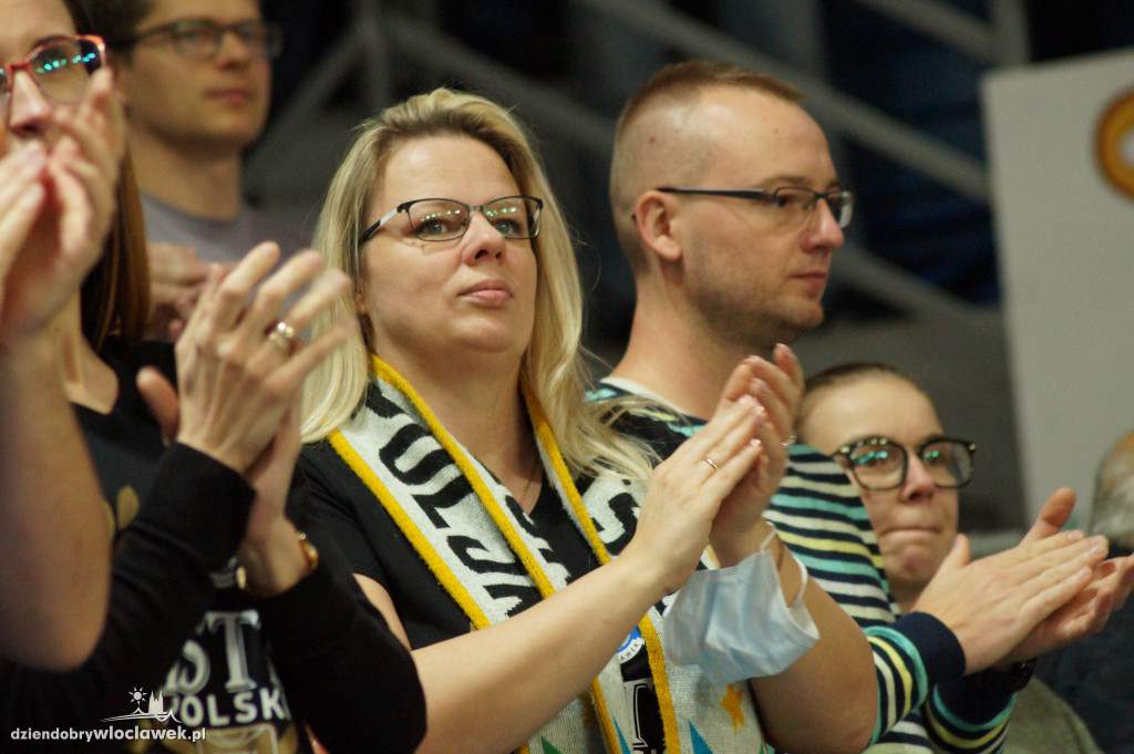 Kibice na meczu Anwil vs King