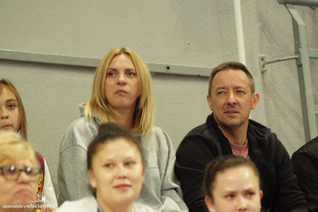 Kibice na meczu Anwil vs King