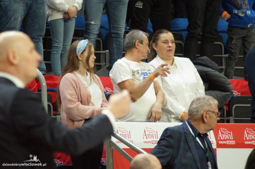 Kibice na meczu Anwil vs King