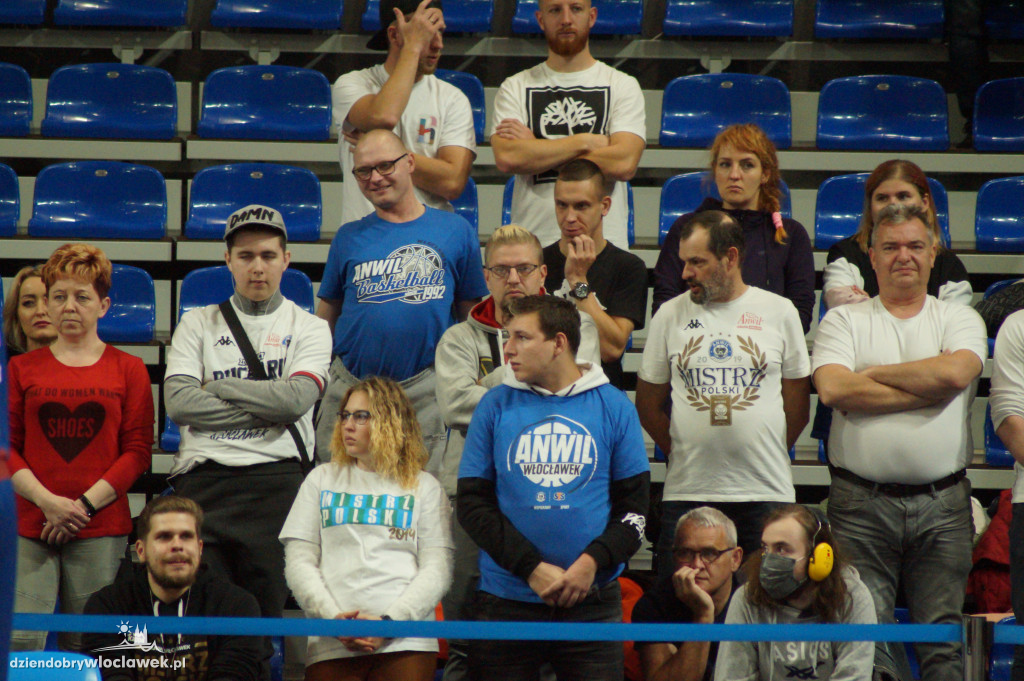 Kibice na meczu Anwil vs King