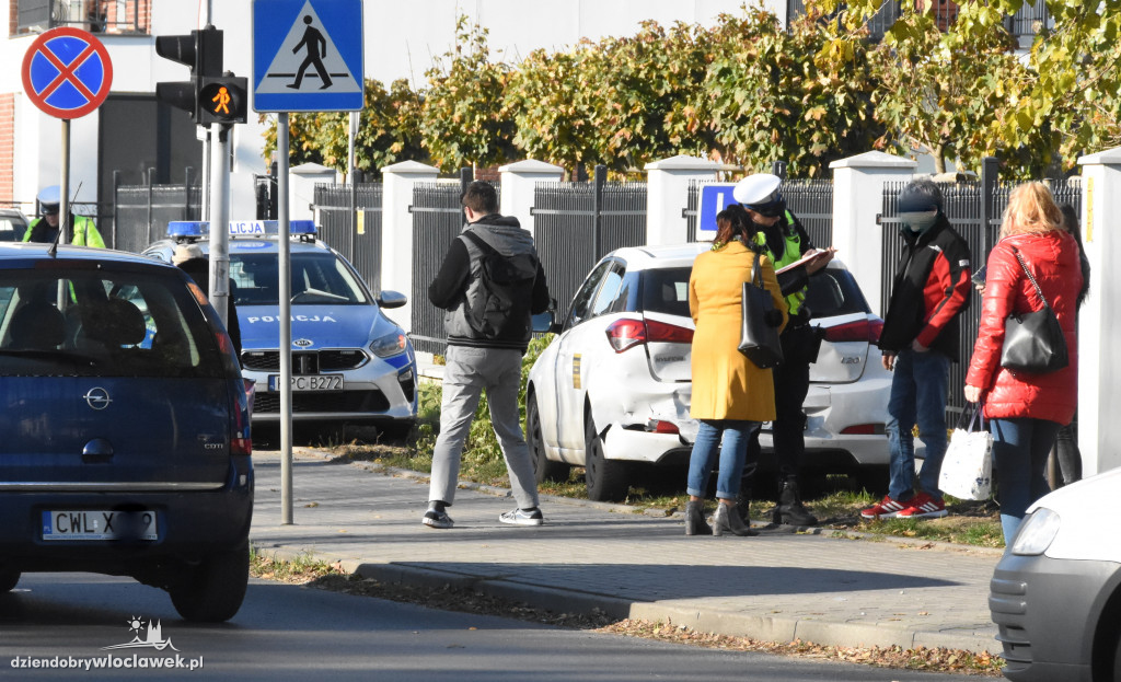Kolizja przy Ogniowej. Dwa auta rozbite