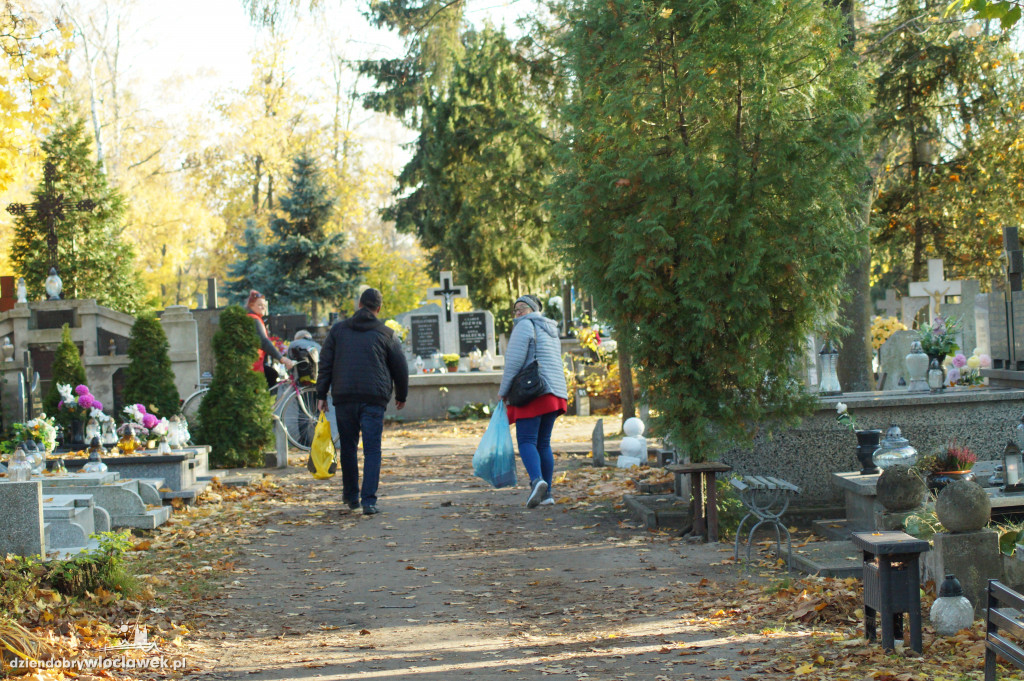 Przygotowania do Wszystkich Świętych