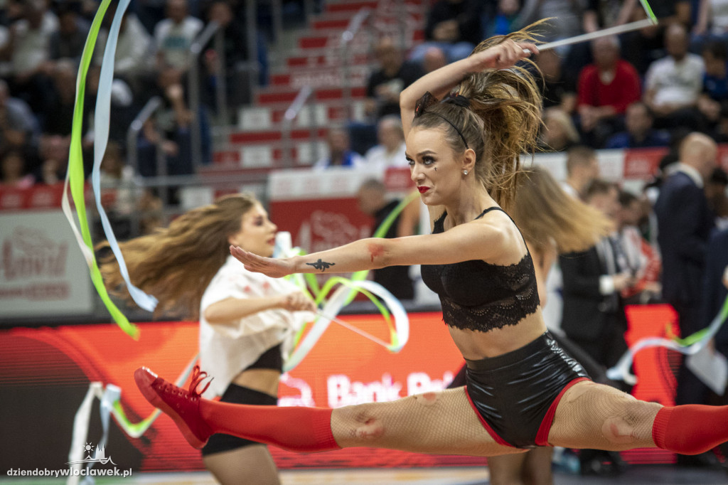 Anwil vs MKS - Dynamite Cheerleaders