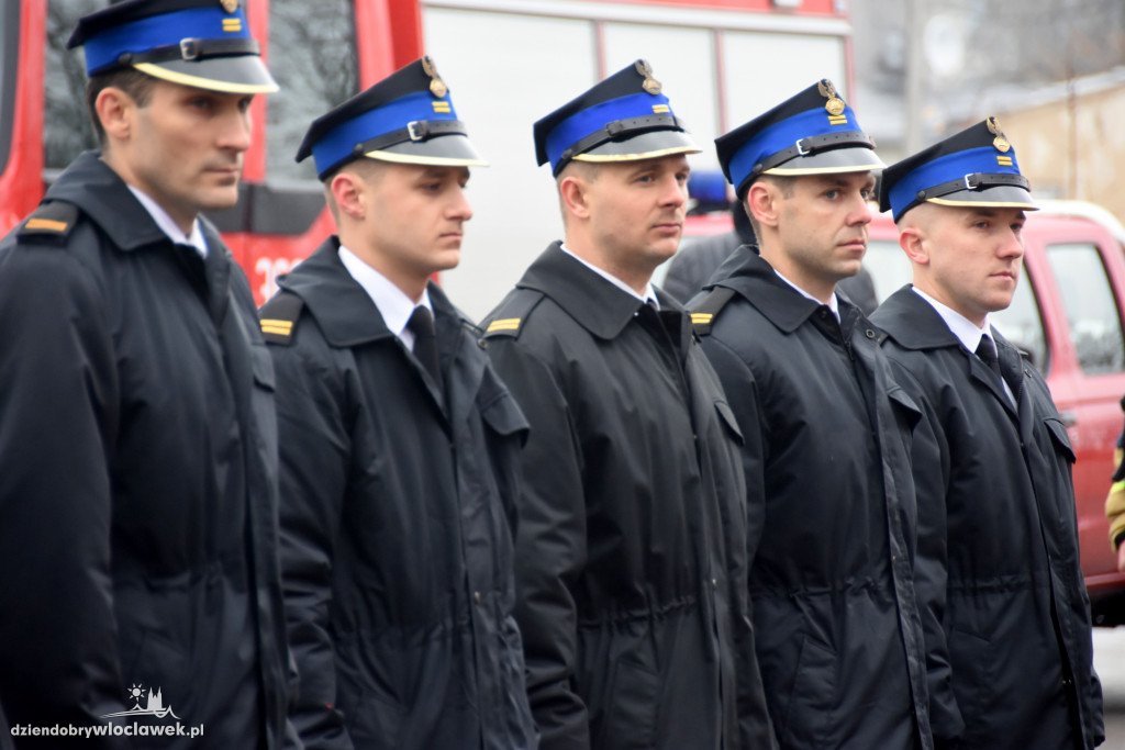 Awanse i wyróżnienia dla strażaków z Włocławka