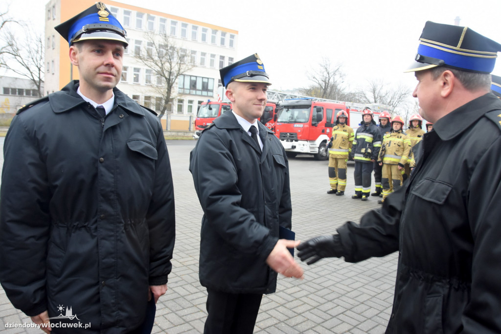 Awanse i wyróżnienia dla strażaków z Włocławka
