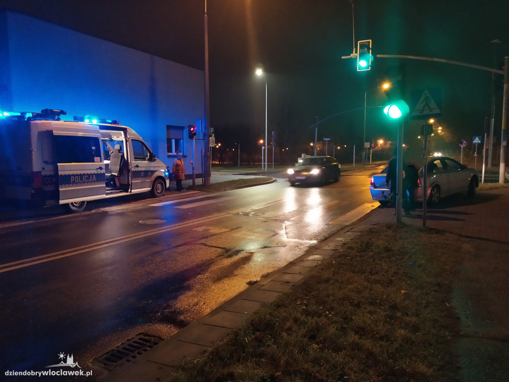 Kolizja na skrzyżowaniu Okrężnej