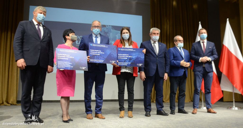 Samorządowcy odebrali promesy na inwestycje