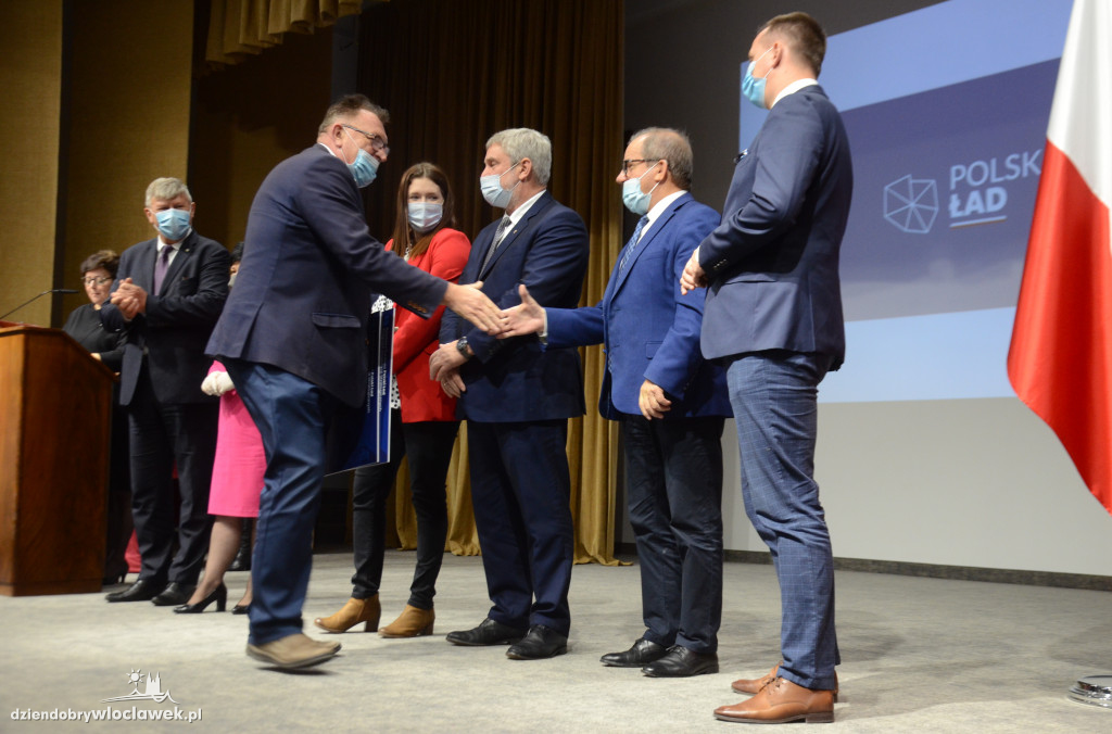 Samorządowcy odebrali promesy na inwestycje