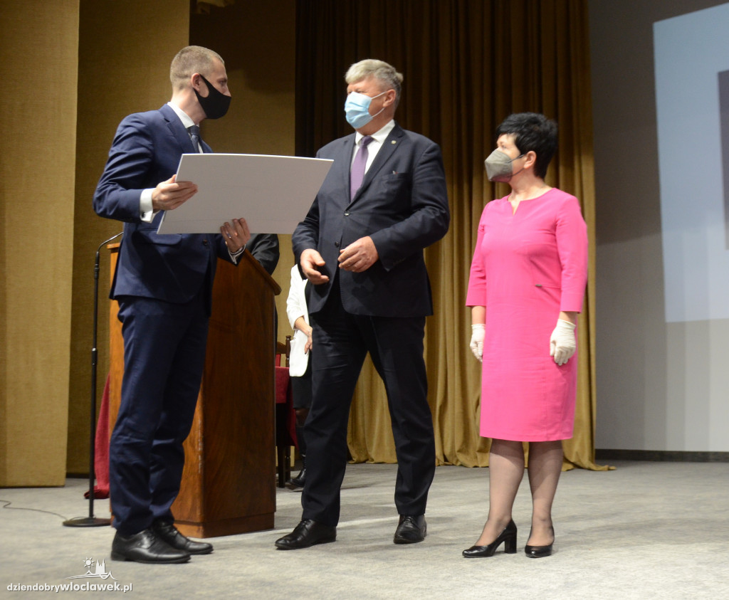 Samorządowcy odebrali promesy na inwestycje
