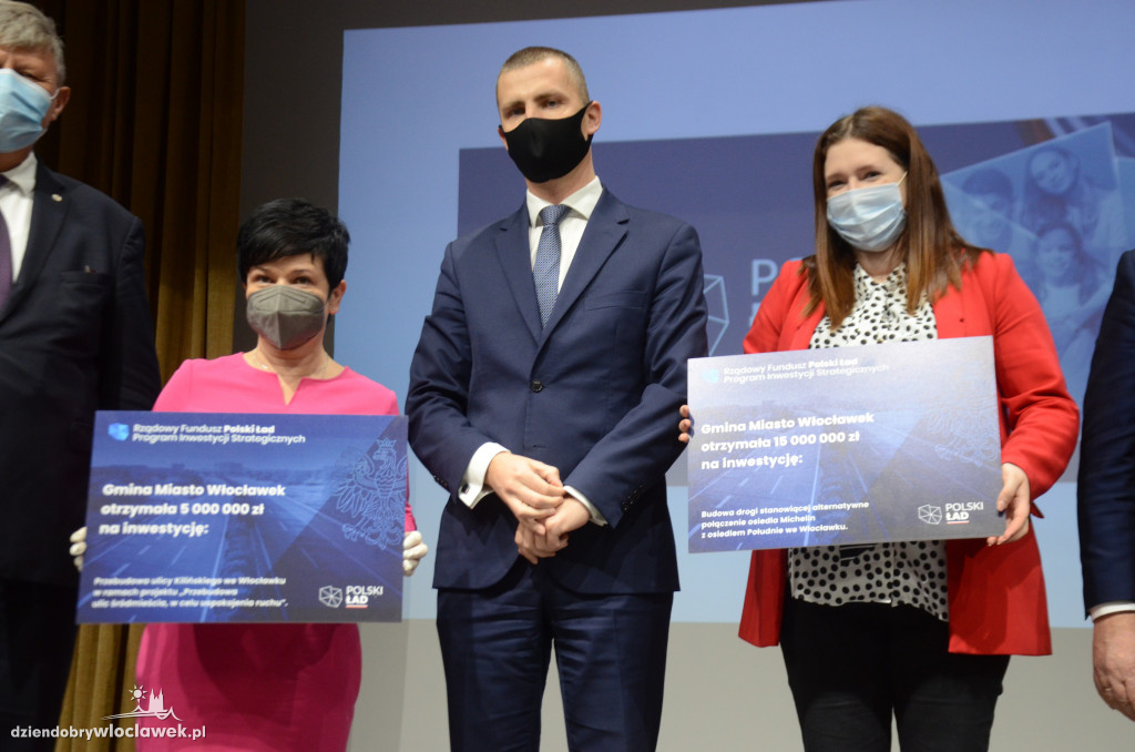 Samorządowcy odebrali promesy na inwestycje