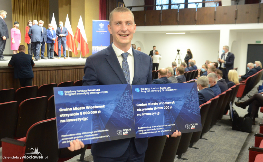 Samorządowcy odebrali promesy na inwestycje