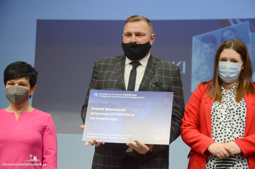 Samorządowcy odebrali promesy na inwestycje