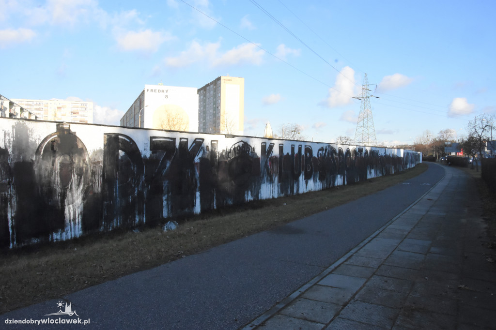 Mural Włocłavii Włocławek zniszczony