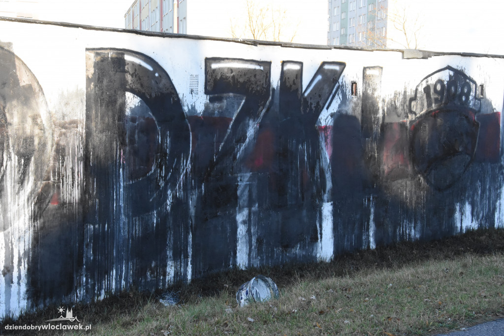 Mural Włocłavii Włocławek zniszczony