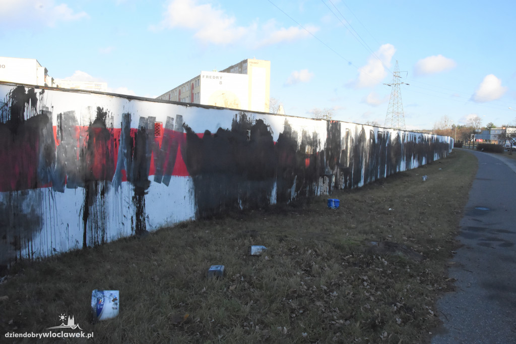 Mural Włocłavii Włocławek zniszczony