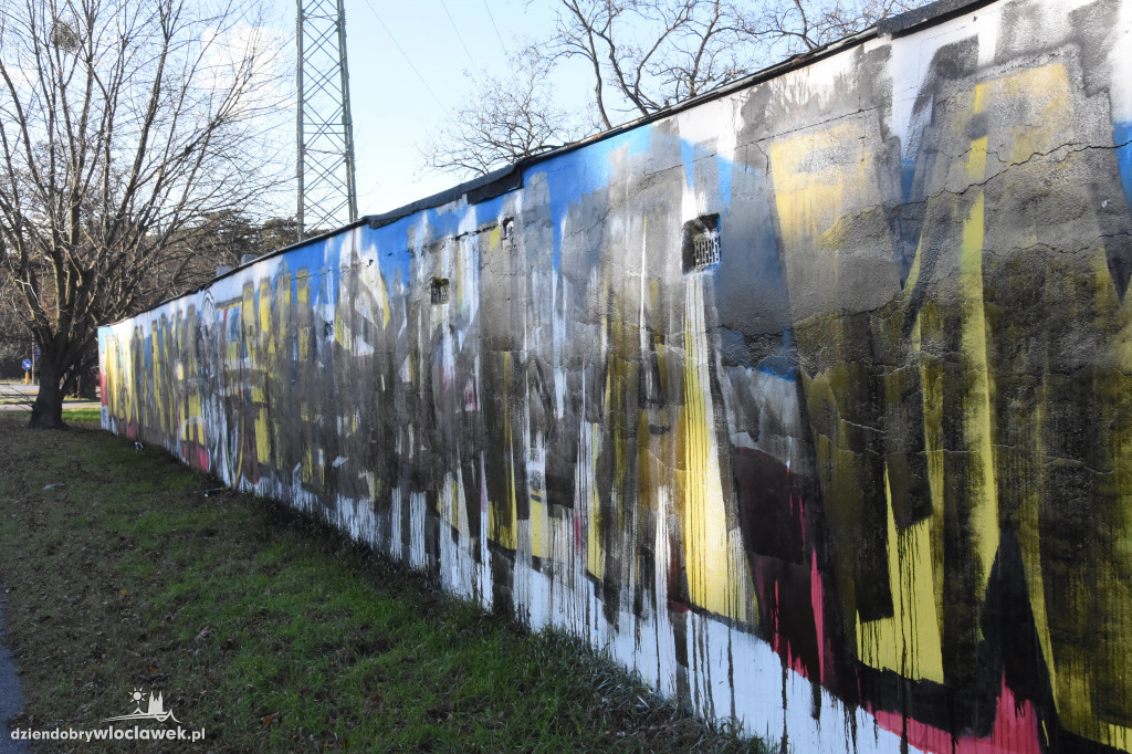 Mural Włocłavii Włocławek zniszczony