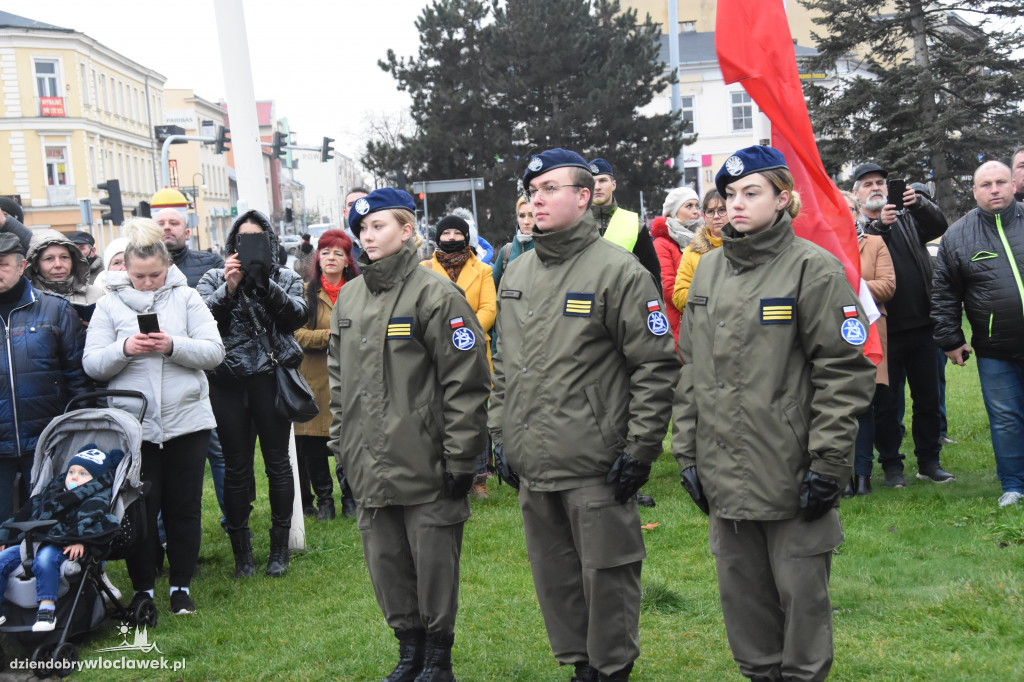 Ślubowanie kadetów ZSA na Placu Wolności
