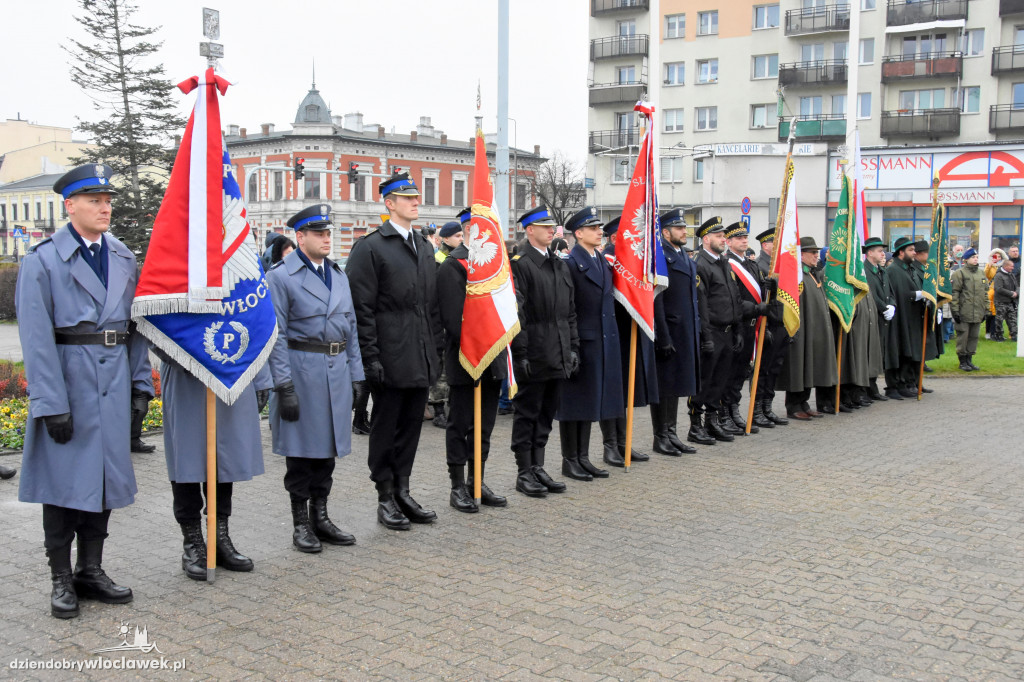 Ślubowanie kadetów ZSA na Placu Wolności