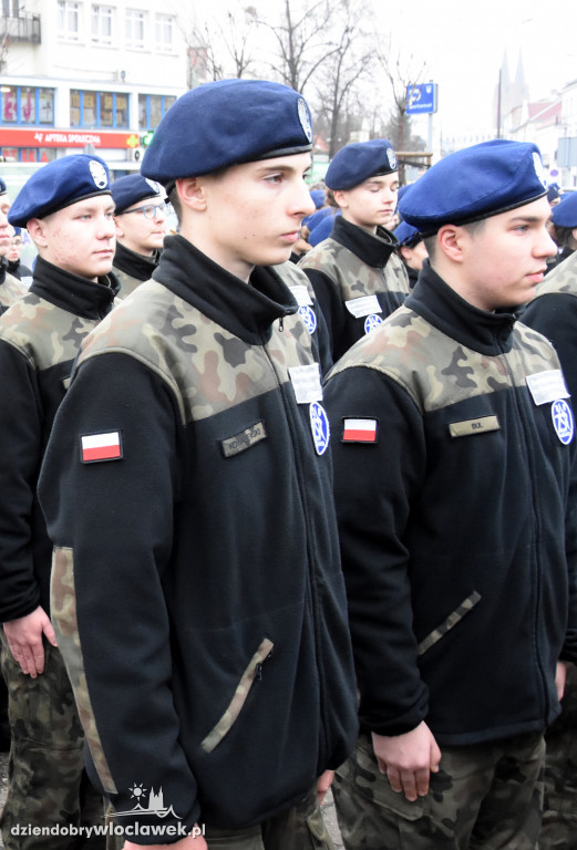 Ślubowanie kadetów ZSA na Placu Wolności