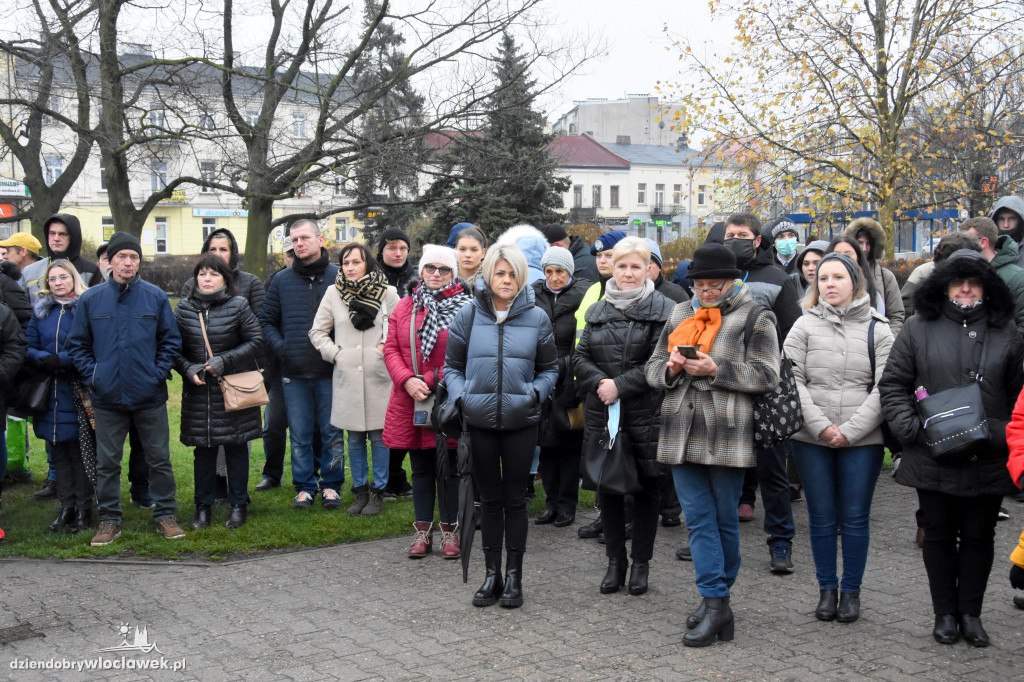 Ślubowanie kadetów ZSA na Placu Wolności