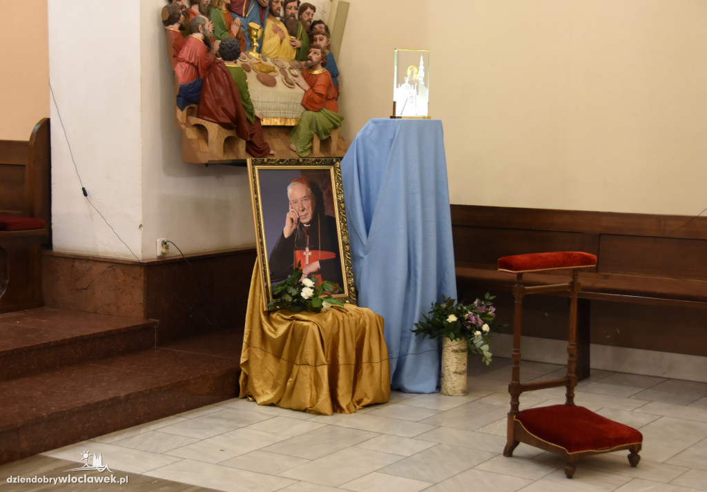 Wprowadzenie relikwii do kościoła w Wieńcu