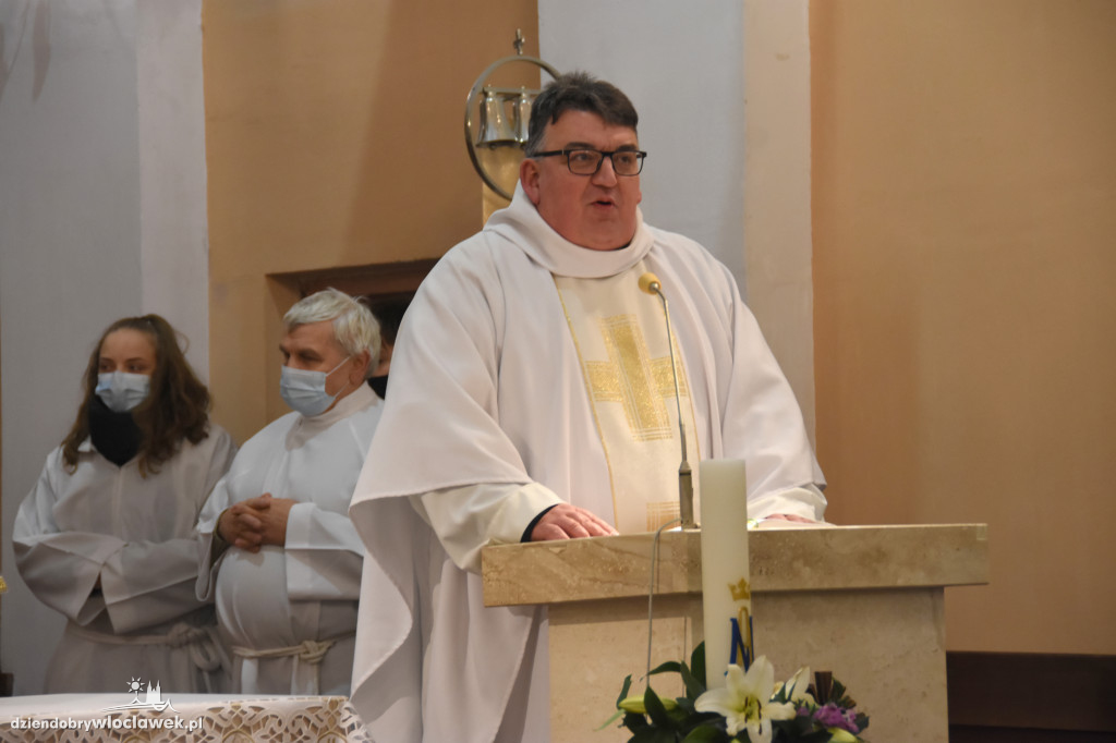 Wprowadzenie relikwii do kościoła w Wieńcu