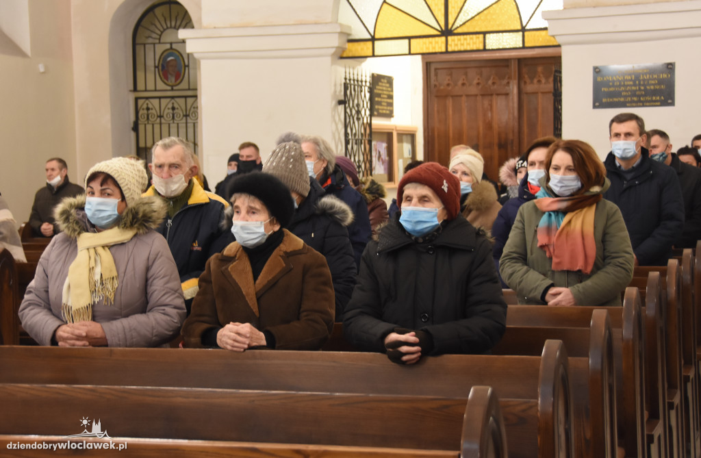 Wprowadzenie relikwii do kościoła w Wieńcu