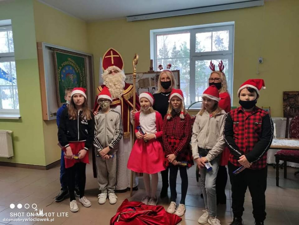 Mikołajki w SP w Smólniku