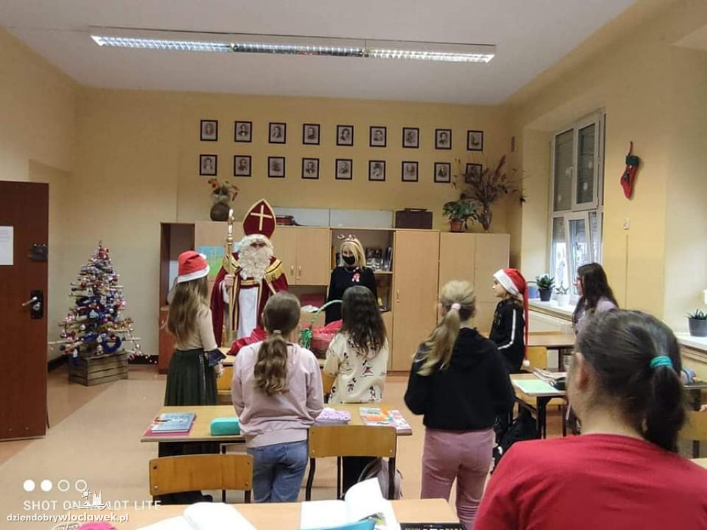 Mikołajki w SP w Smólniku