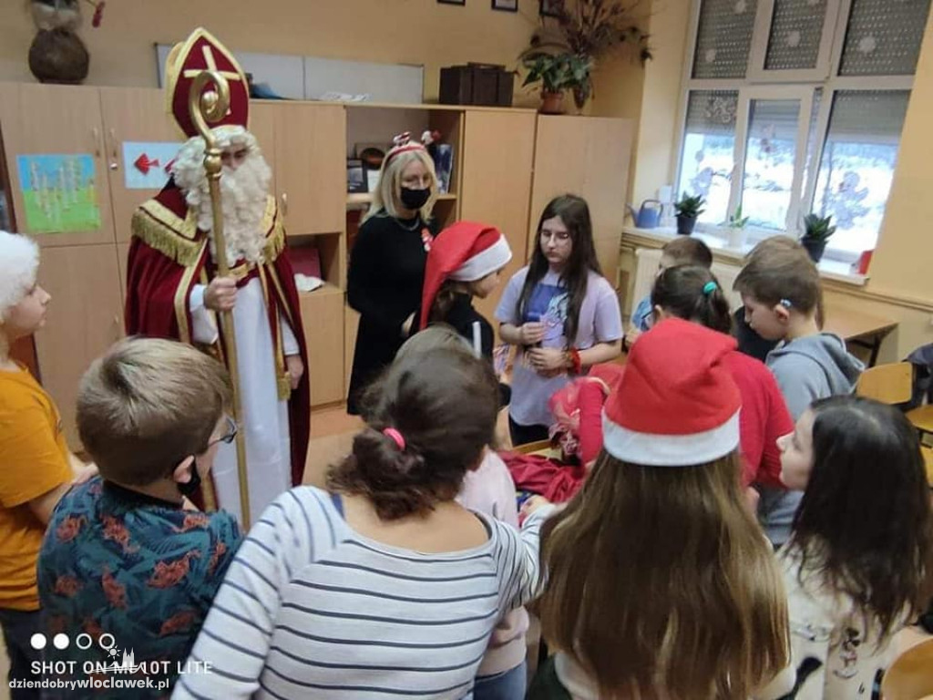 Mikołajki w SP w Smólniku