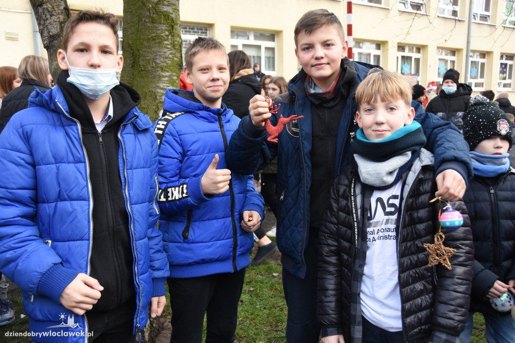 Ubieranie śródmiejskiej choinki