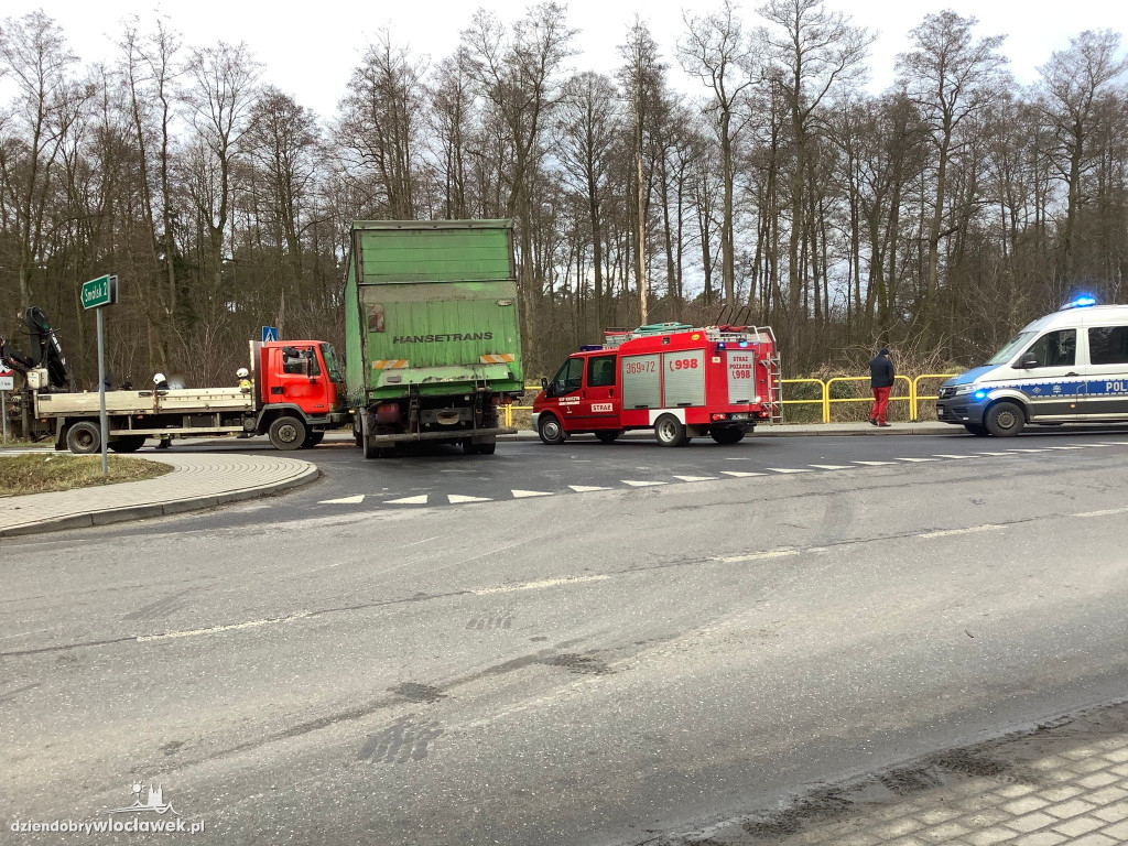 Zderzenie dwóch ciężarówek
