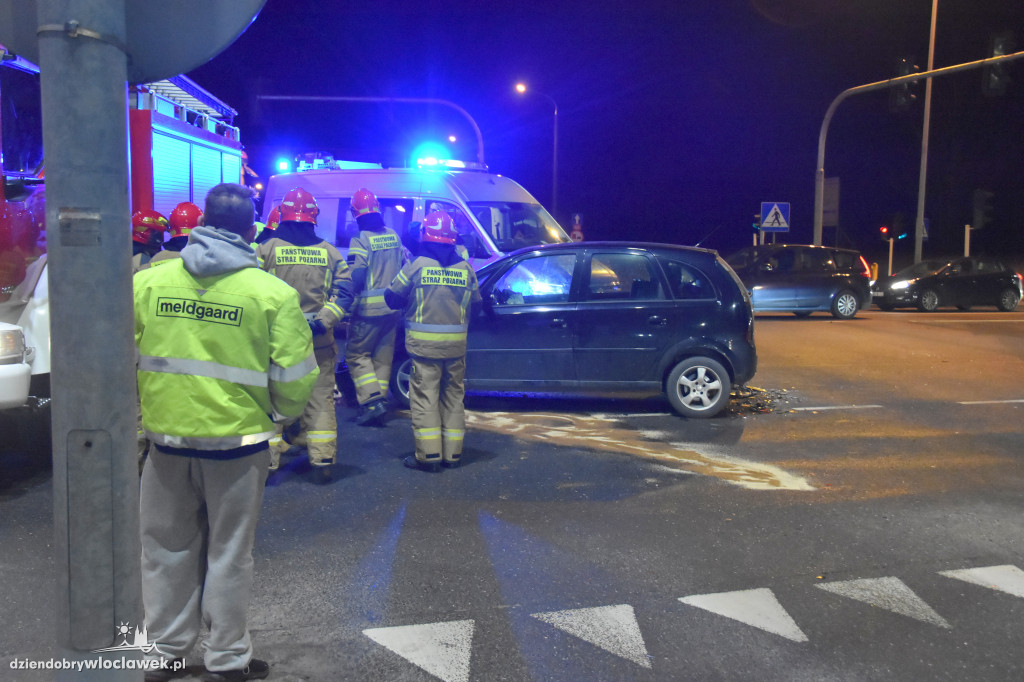 Zderzenie na al. Królowej Jadwigi! Są utrudnienia w ruchu