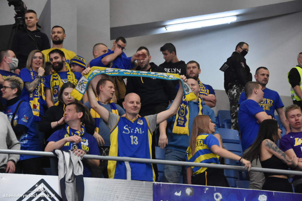 Kibice Stali na meczu z Anwilem Włocławek