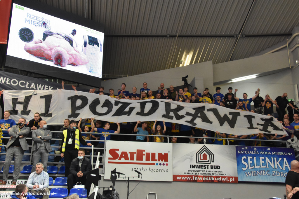 Kibice Stali na meczu z Anwilem Włocławek