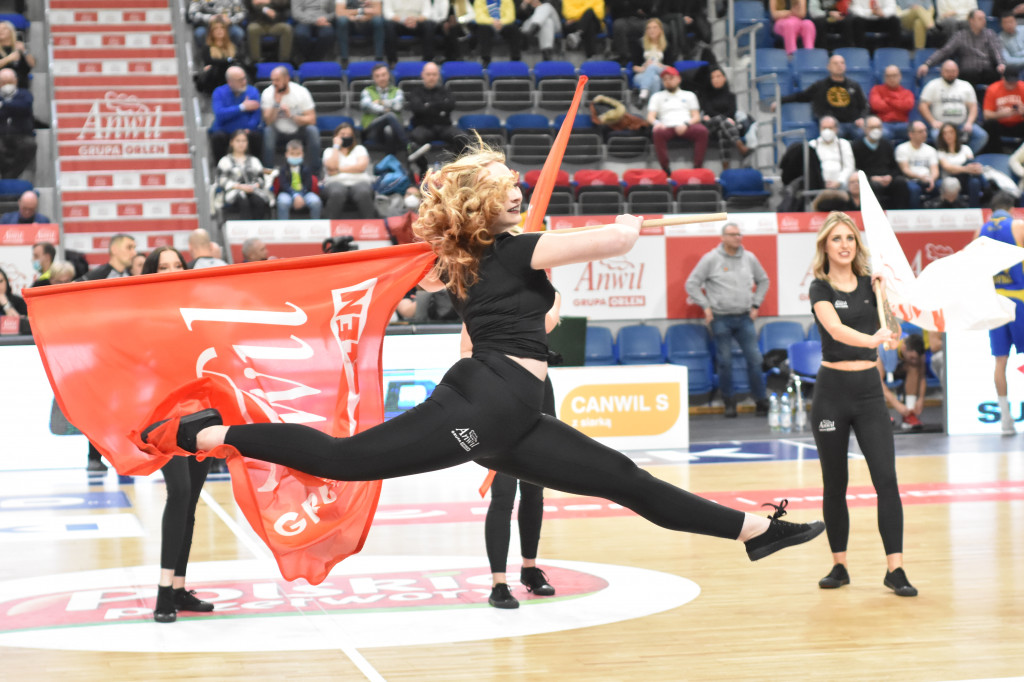 Cheerleaderki na meczu Anwil vs Arka
